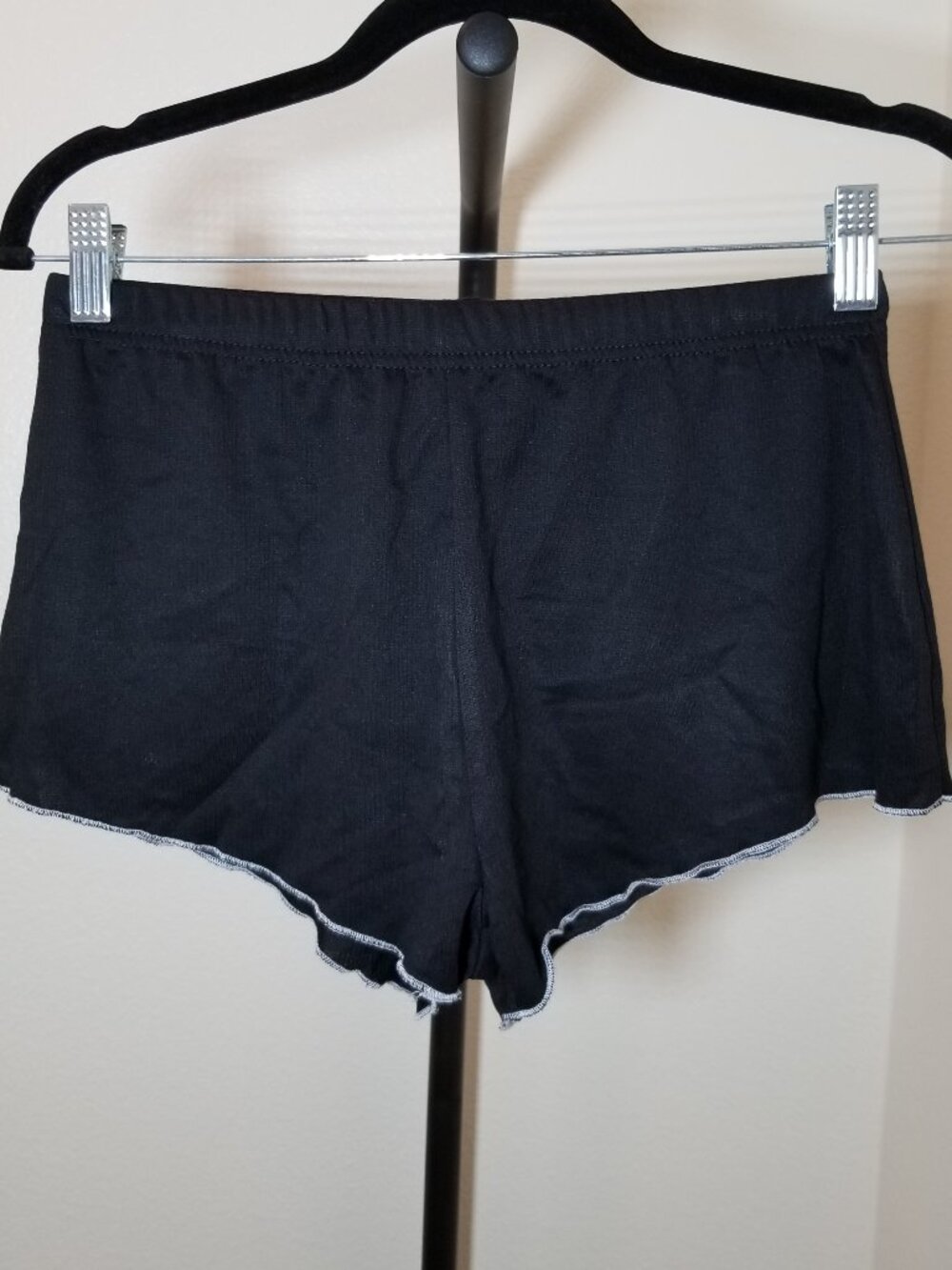 Rampage Womens Medium Black Sleep Shorts Loungewear Comfy Retro Soft NWOT